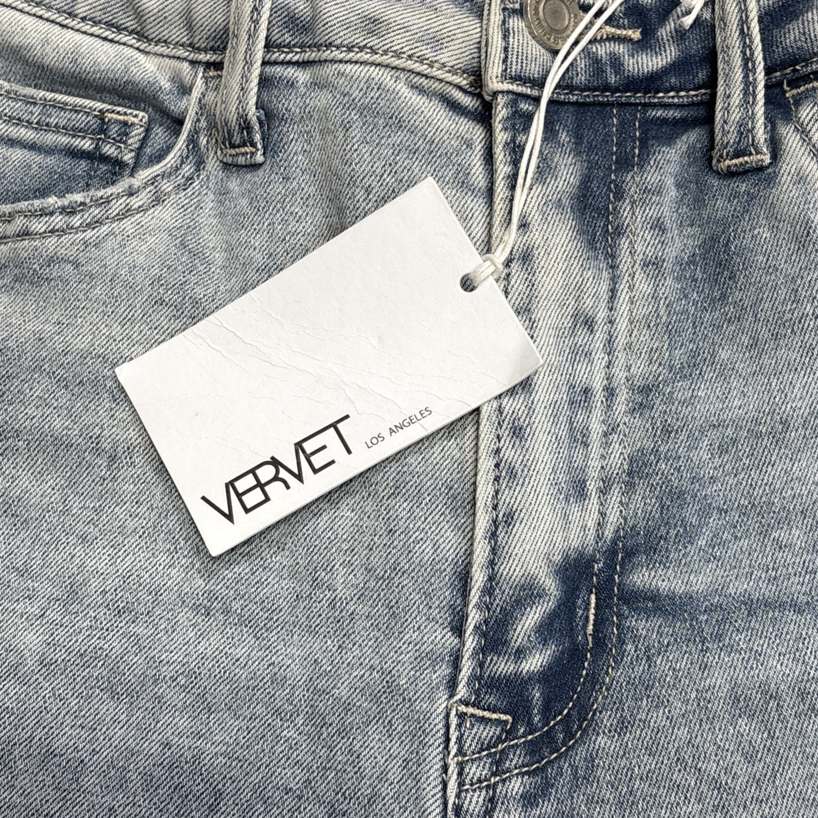 Vervet Blue Erika women’s blue jeans 28 X 25 distressed NEW - View 3