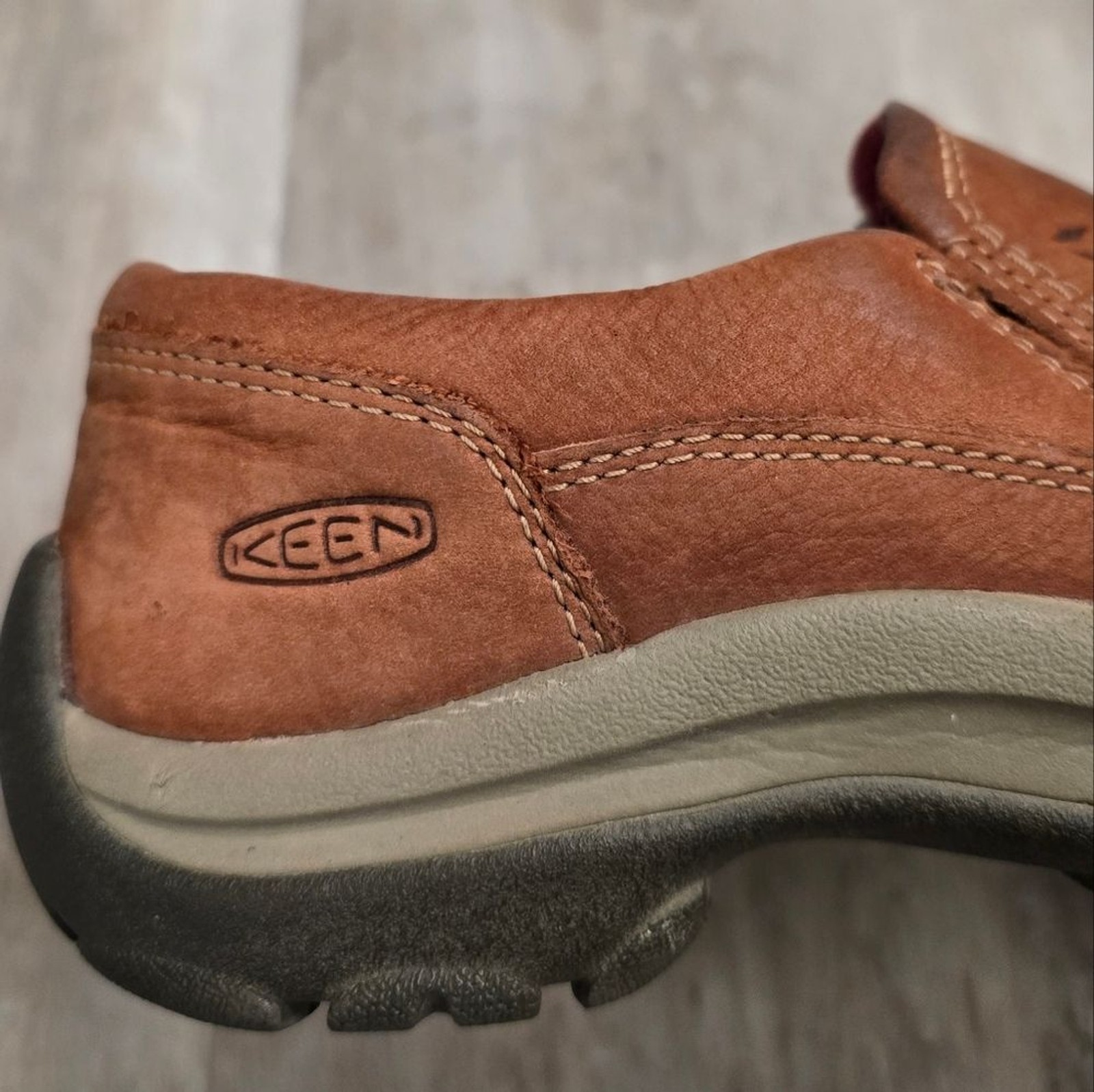 Womens Keen Kaci III Winter Slip On Size 7 Leather Brown Casual