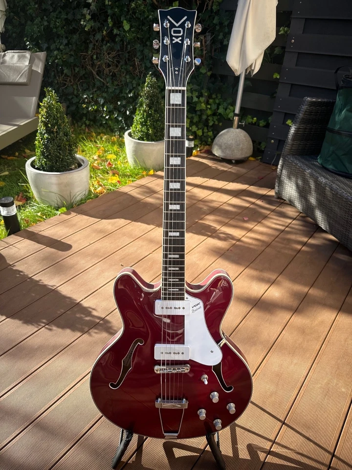 VOX Bobcat V90 Cherry Red neuwertig inkl. Koffer