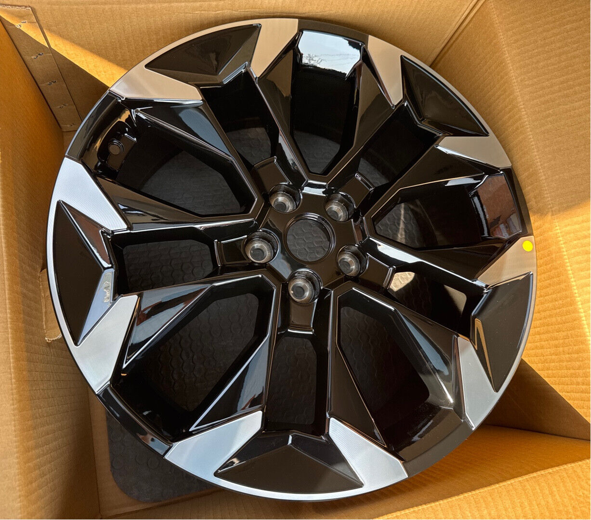 OEM 52910-P2810 20