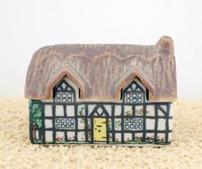 Wade Whimsey-on-Why Pump Cottage From Set 1 1980