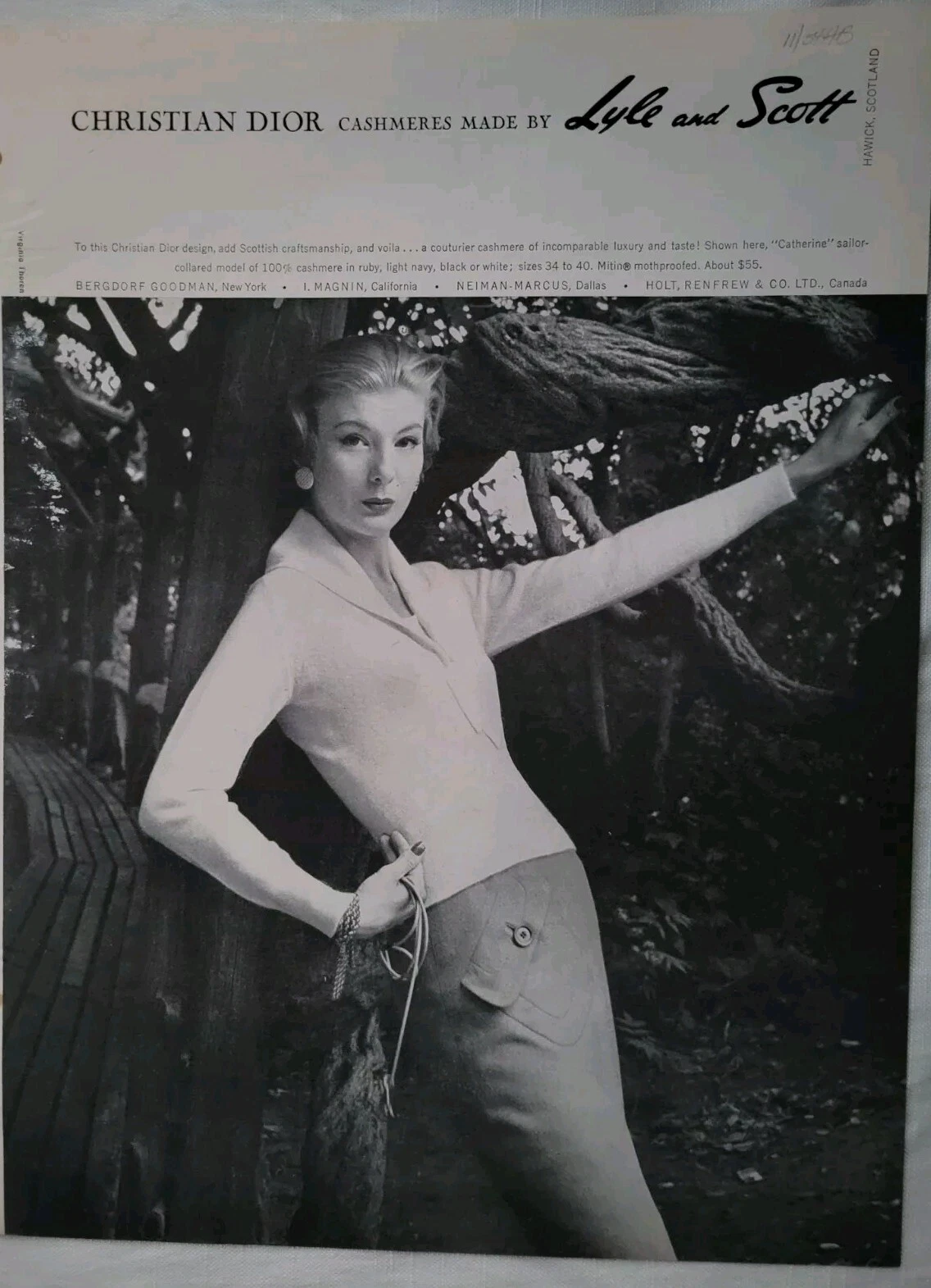 Pull femme Christian Dior cachemire 1954 par Lyle & Scott vintage fashion ad