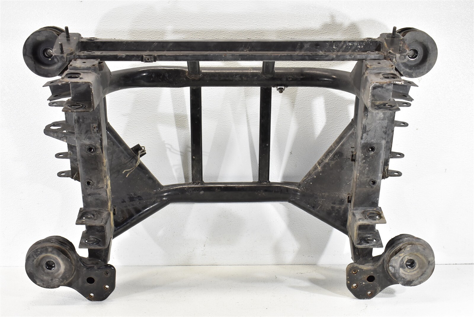 2004-2008 Maserati Quattroporte Rear Subframe Brace Cradle Crossmember OEM 04-08