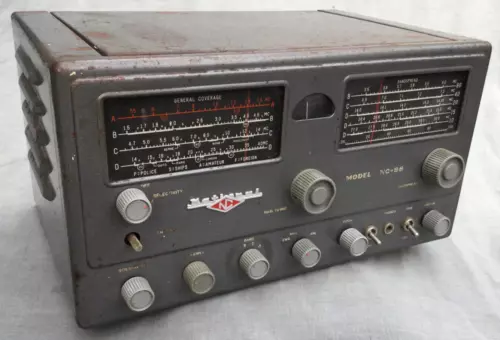 Vintage Radio National NC 98 - General Coverage Receiver - Powers Up / Untested