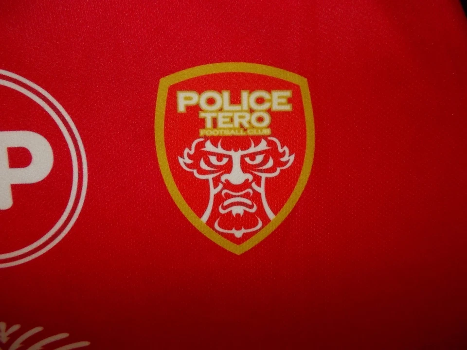 ¡Camisa POLICE TERO FC (L) FBT 2019 PERFECTA!!! Camiseta de casa TAILANDIA Rojo - Imagen 4 de 4