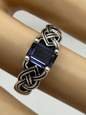 925 sterling Silver Vintage Elegant Lavender Zirconia Ring Sz 9. Thailand