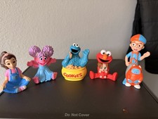Tonies LOT of 5 NEW CHARACTERS Sesame Street, Elmo, Ms. Rachel, Blippy