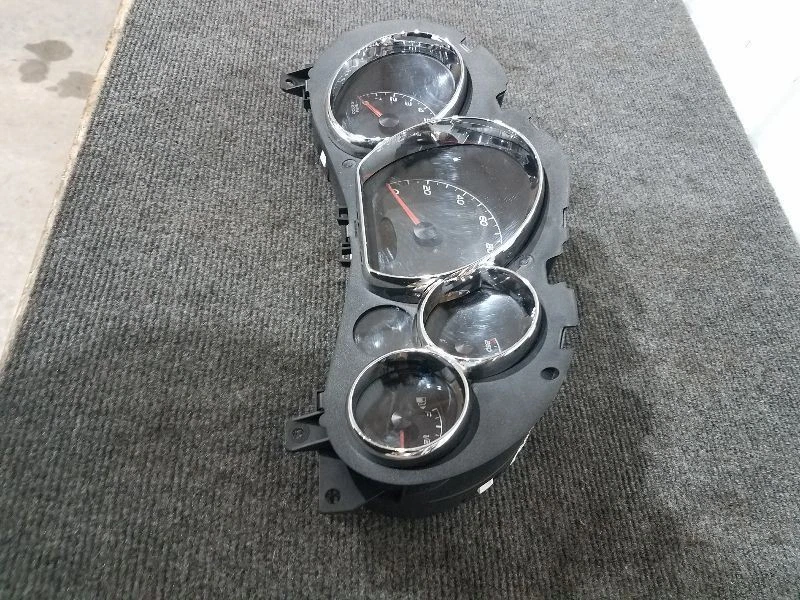 Pontiac G6 2008-09 grupo de velocímetros *107 k millas* Foto 4 de 4