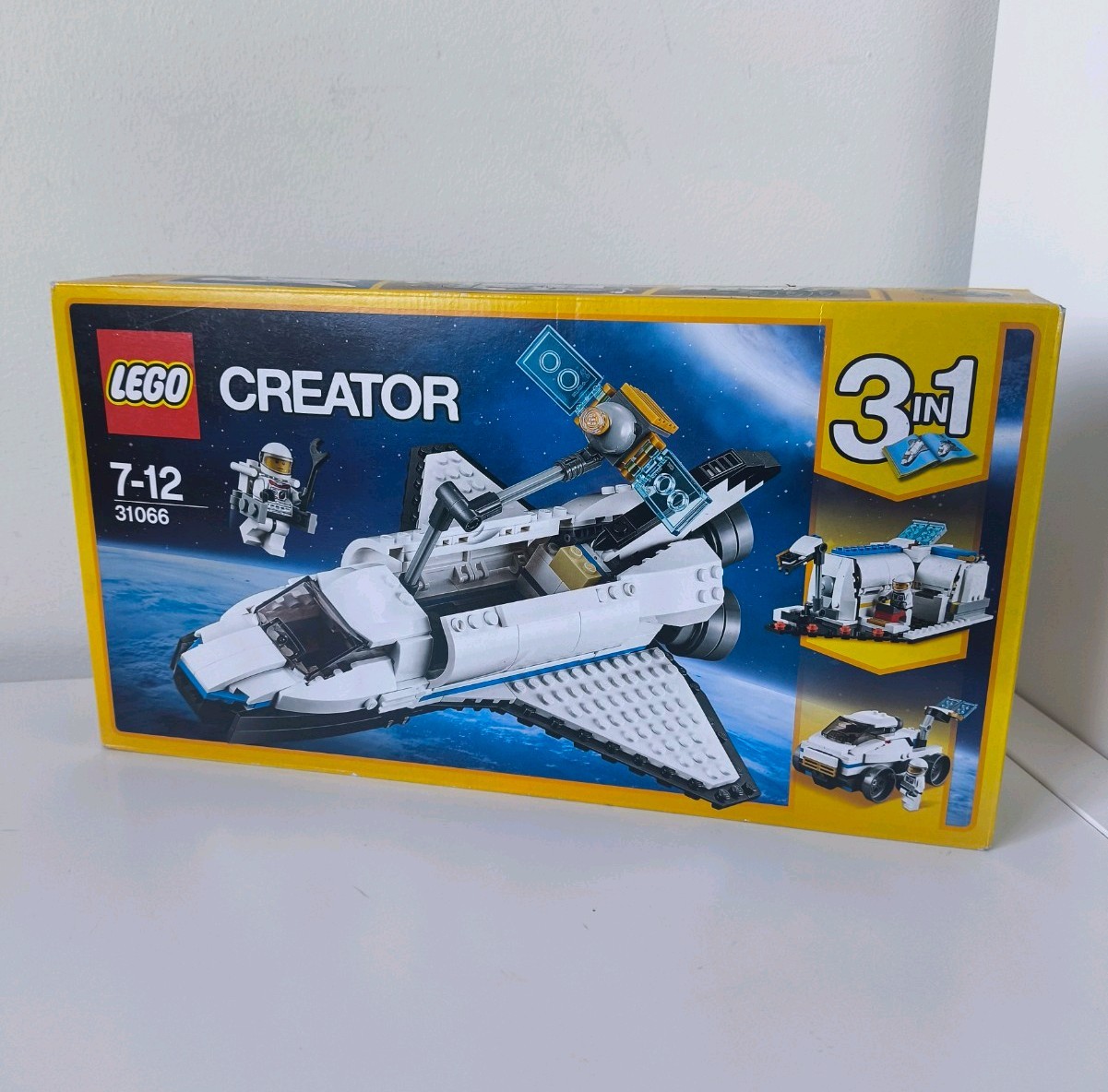 LEGO CREATOR 31066 Space Shuttle Explorer Retired Set Sealed Box Brand New