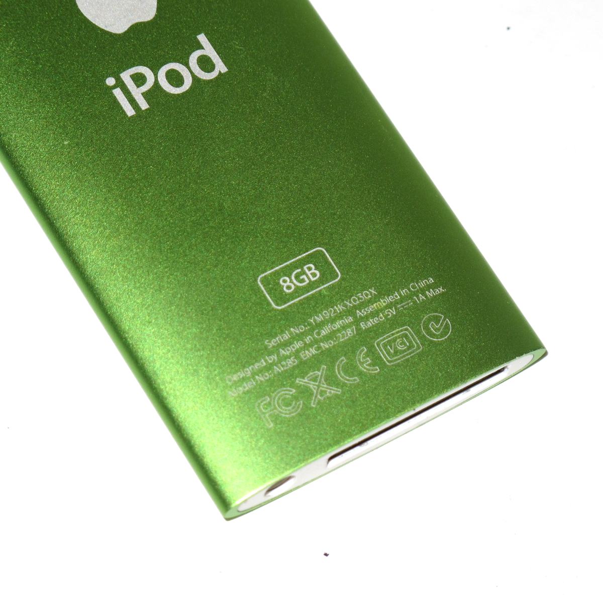 Apple iPod Nano 4th Gen Green (8 GB) A1285 Excellent w/ 750 Songs