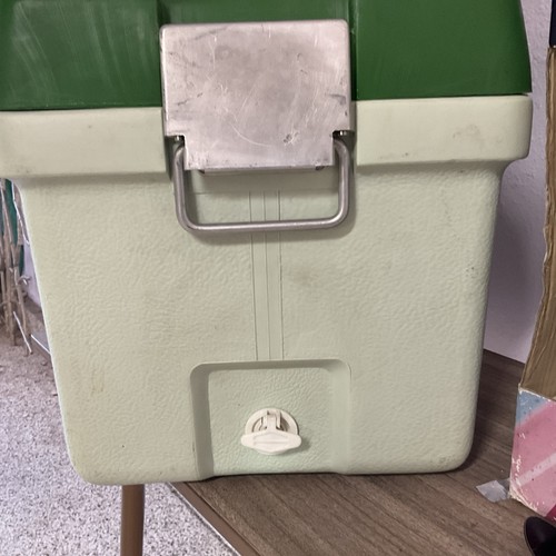 Vintage Coleman Camping Gear-1971 Cooler, 2 Mantle Lantern, Propane Torch & More - Picture 6 of 18