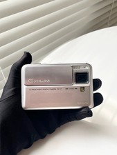 Casio Exilim EX-V7 7.2MP Digital Camera Silver Tested Working Silver