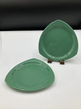 Stunning Pair HTF Steelite International Green Triangular Plates Made In England