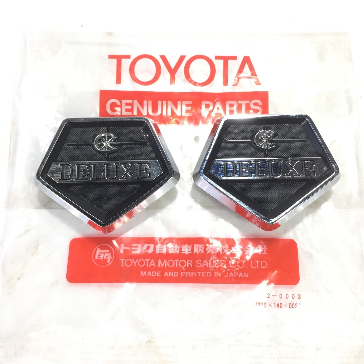 TOYOTA CORONA T10 DELUXE VINTAGE EMBLEM BADGE GENUINE NOS JAPAN | eBay