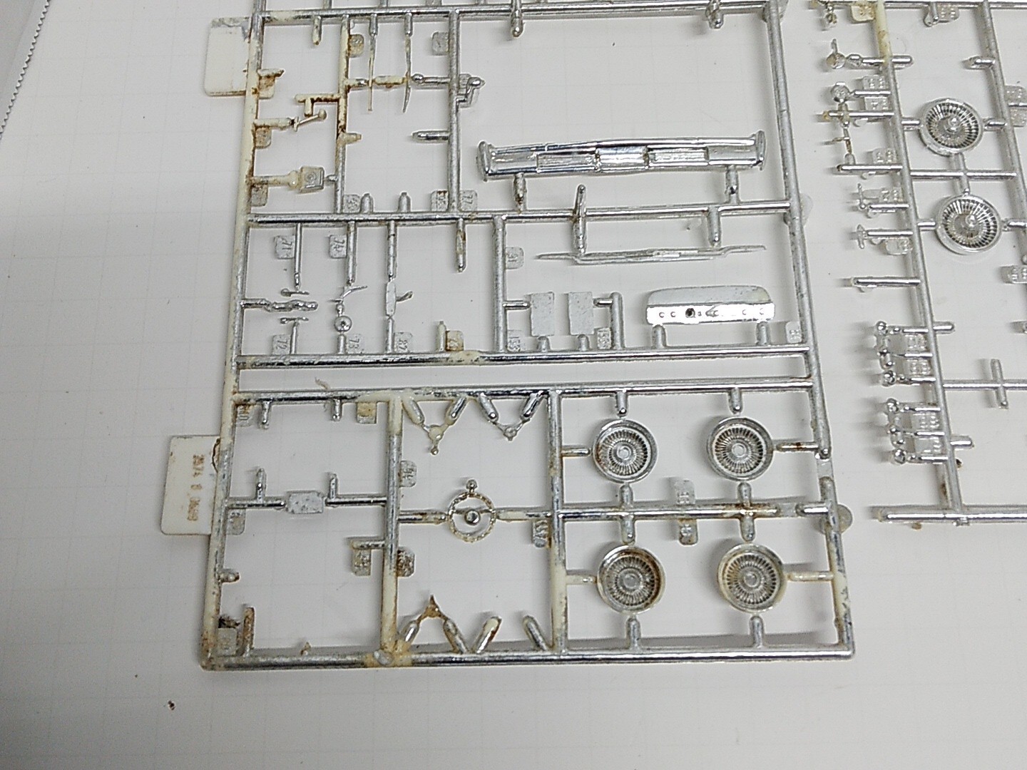 AMT Revell monogram Rebuilders Junkyard plastic model Car Parts Chrome