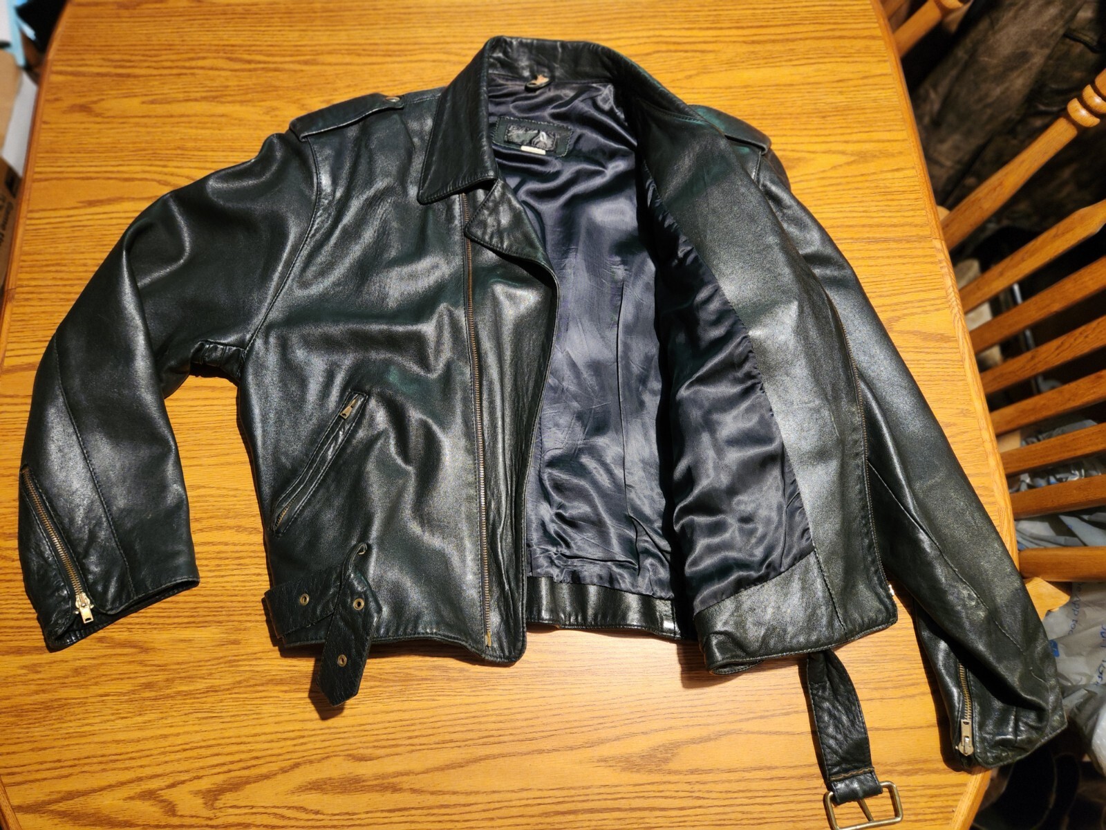 Perfecto Style English Leather "Q" Brand Jacket Sz M Made In England. EUC.