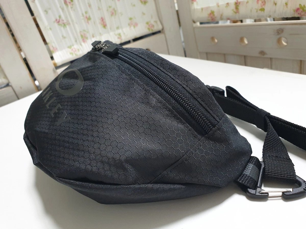 Oakley Essential Waist Belt Bag Panny Pack shoulder Chest pack