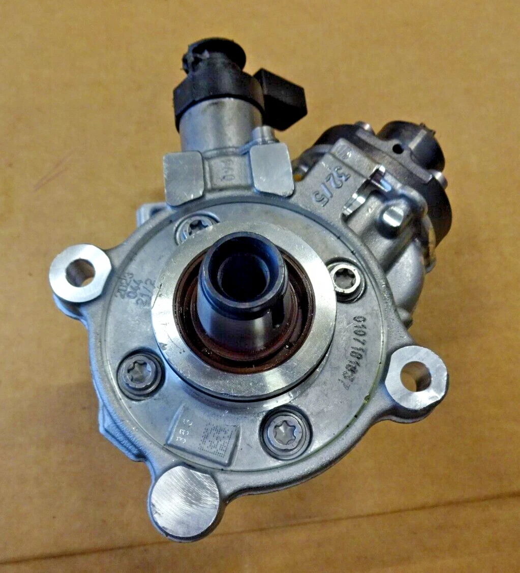 Hochdruckpumpe Kraftstoffpumpe Original Mercedes OM654 W447 W213 