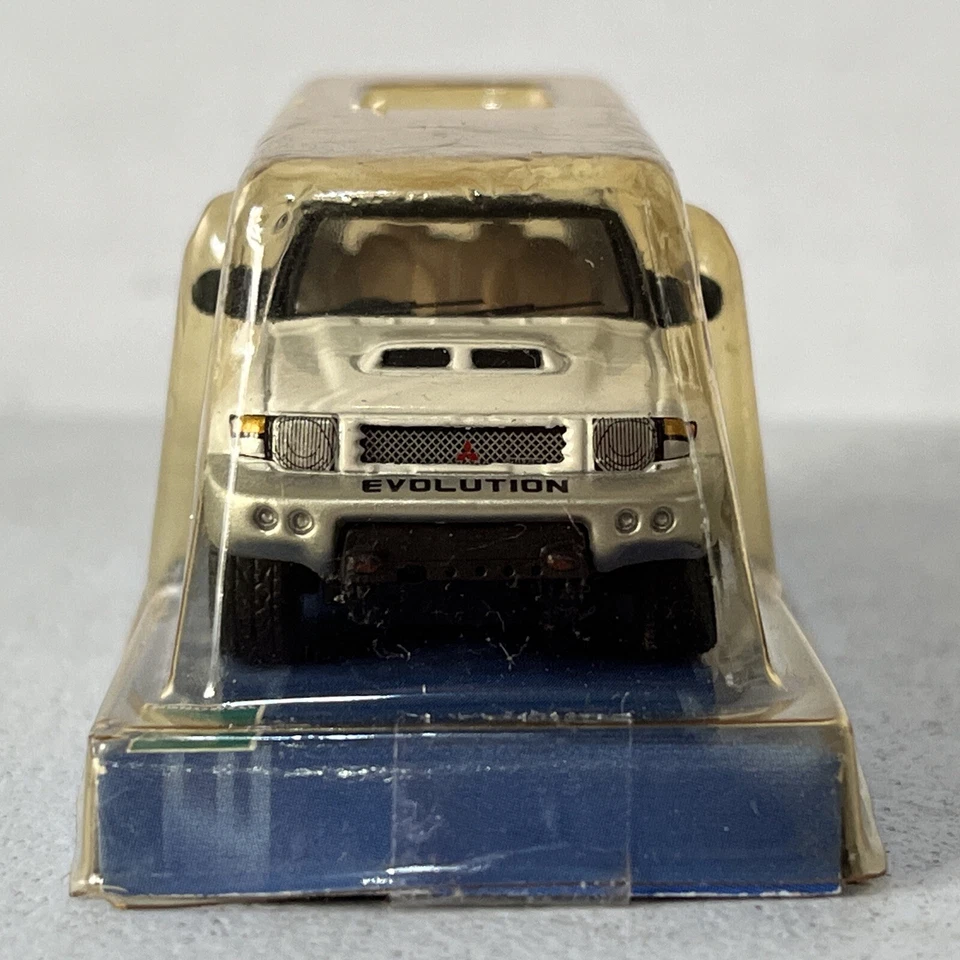 CARARAMA 1/72 MITSUBISHI EVOLUTION EVO PLATA DIECAST MODELO FERROCARRIL ESCALA OO Foto 2 de 4