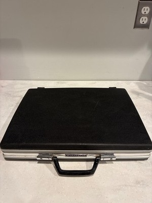  Vintage 70s Samsonite Classic Attaché Briefcase - Super Slim 2.75'' - Black 