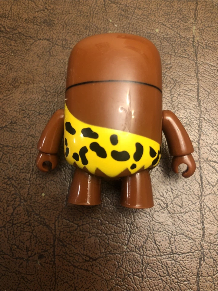 Boneco Domo Kun CaveMan exclusivo Qee Toy2r 2013 DOMO caixa cega brinquedo Comic Con - Imagem 2 de 4