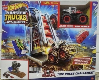 Hot Wheels Monster Trucks Arena Smashers Playset with Tire Press Smasher & Truck
