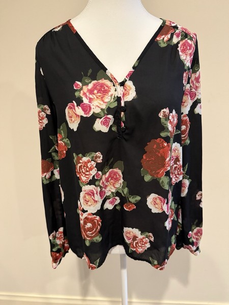 Forever 21 XXI Black Floral V-Neck Blouse Size S AU 8 Long Sleeve Holiday Top
