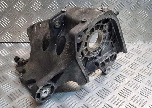 OPEL ZAFIRA B A05 Fuel Pump Bracket 55187918 1.91 Diesel 88kw 2007 31081902