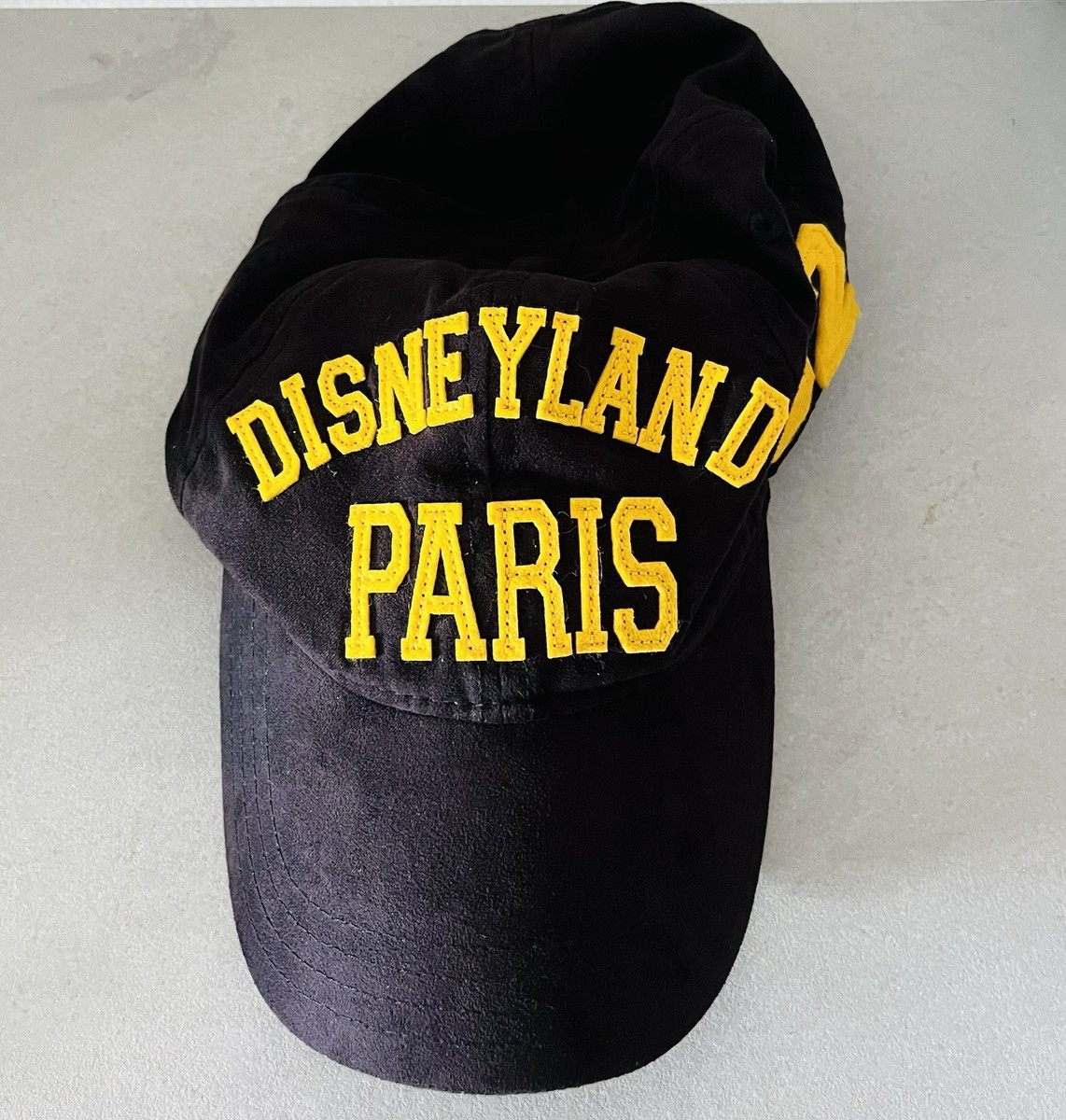 90s Disneyland resort paris スタジャン L ハーレー Disneyland Paris 92 Cap Hat Adult OSFM Black & Yellow Adjustable