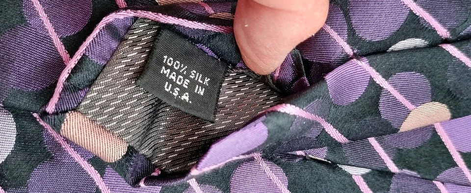 Gravata Piattelli platina roxa/preta/rosa 100% seda feita nos EUA - Imagem 3 de 3