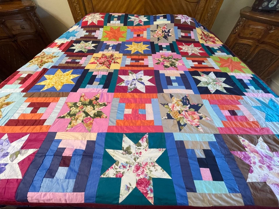 Holiday Sale Machine pieced  Queen SizeQuilt Top made  in USA - Image 4 of 4