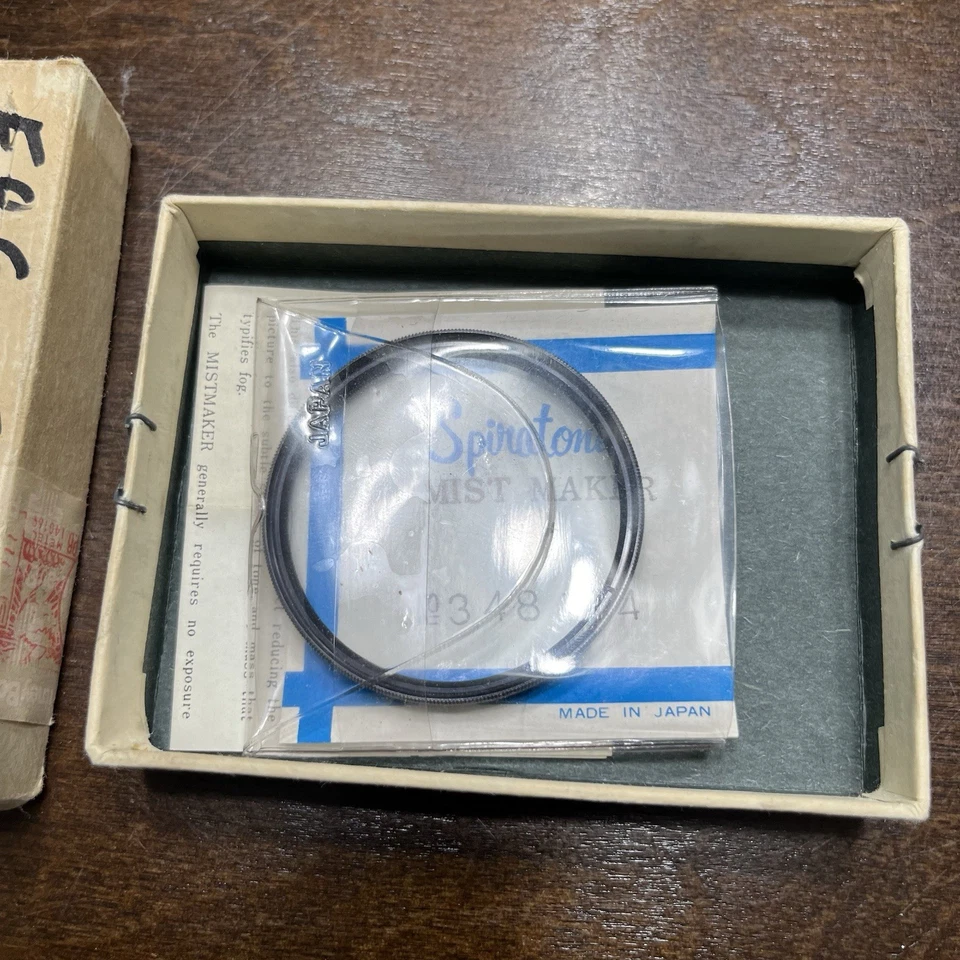 Spiratone MISTMAKER 52mm Filter For Cameras Made In Japan W/ OG Box & Manual  - Image 2 of 4