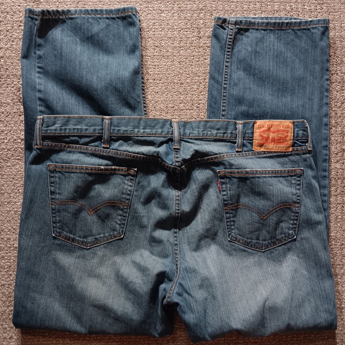Levi's 559 Jeans Size 44x32 (Meas 45x33) Medium Wash Relax Levi's 559 Jeans Size 44x32 (Meas 45x33) Medium Wash Relax