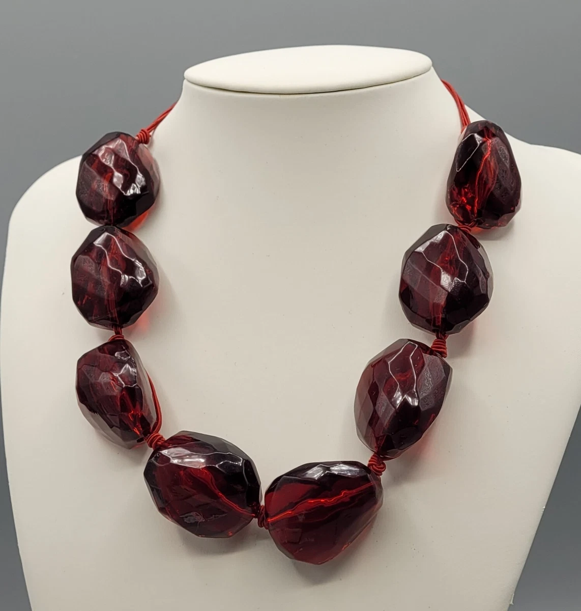 Chunky red necklace store