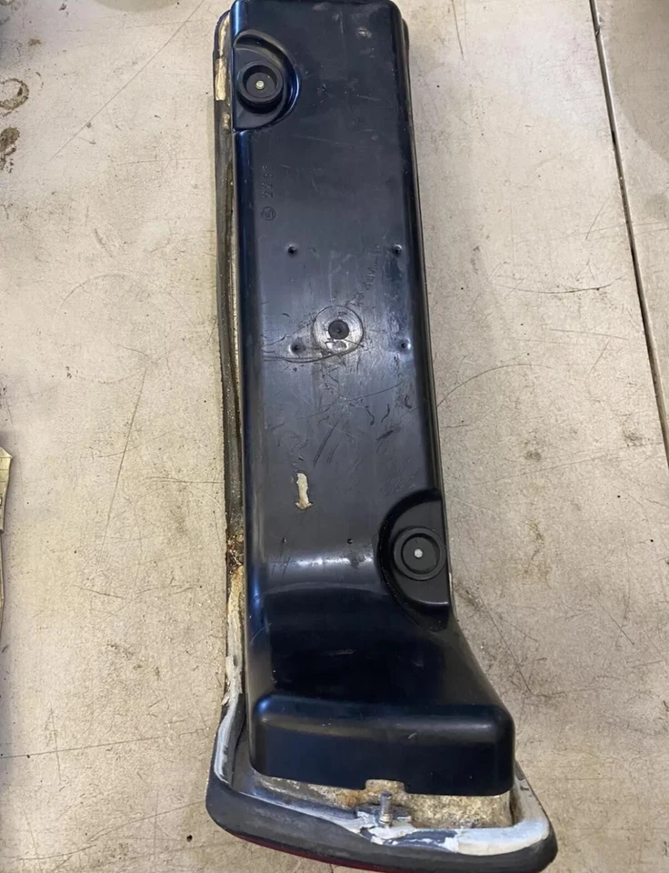 Luz trasera derecha Mercedes Benz 450SL 380SL 560SL 1972-89 OEM buen estado Foto 4 de 4