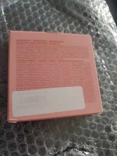 MOIRA Beauty EPP-002 Cosmetic Eyeshadow Palette "LOVED BY YOU" - Picture 3 of 4
