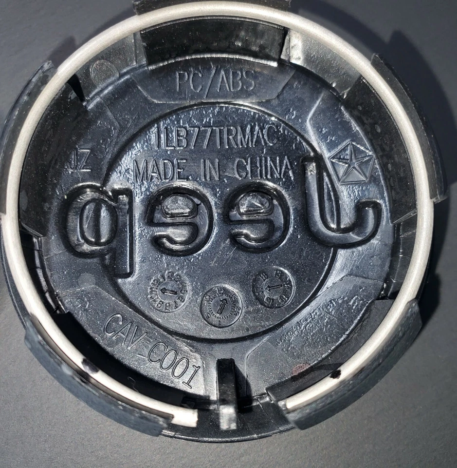 ⭐️ 2x Tapa central CROMADA JEEP Cherokee Liberty Wrangler Brújula 1LB77TRMAC 2.5" Foto 3 de 4