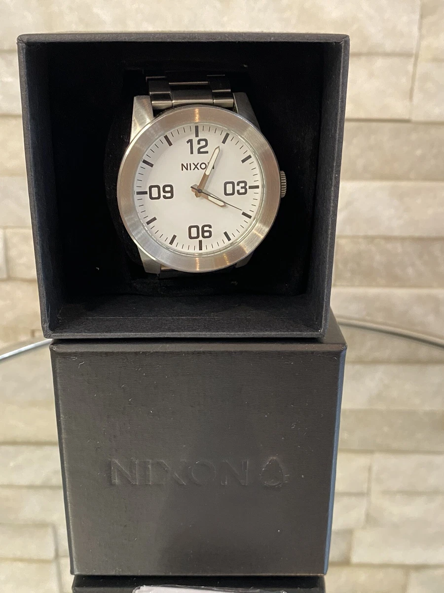 Nixon watch take charge the corporal hot sale