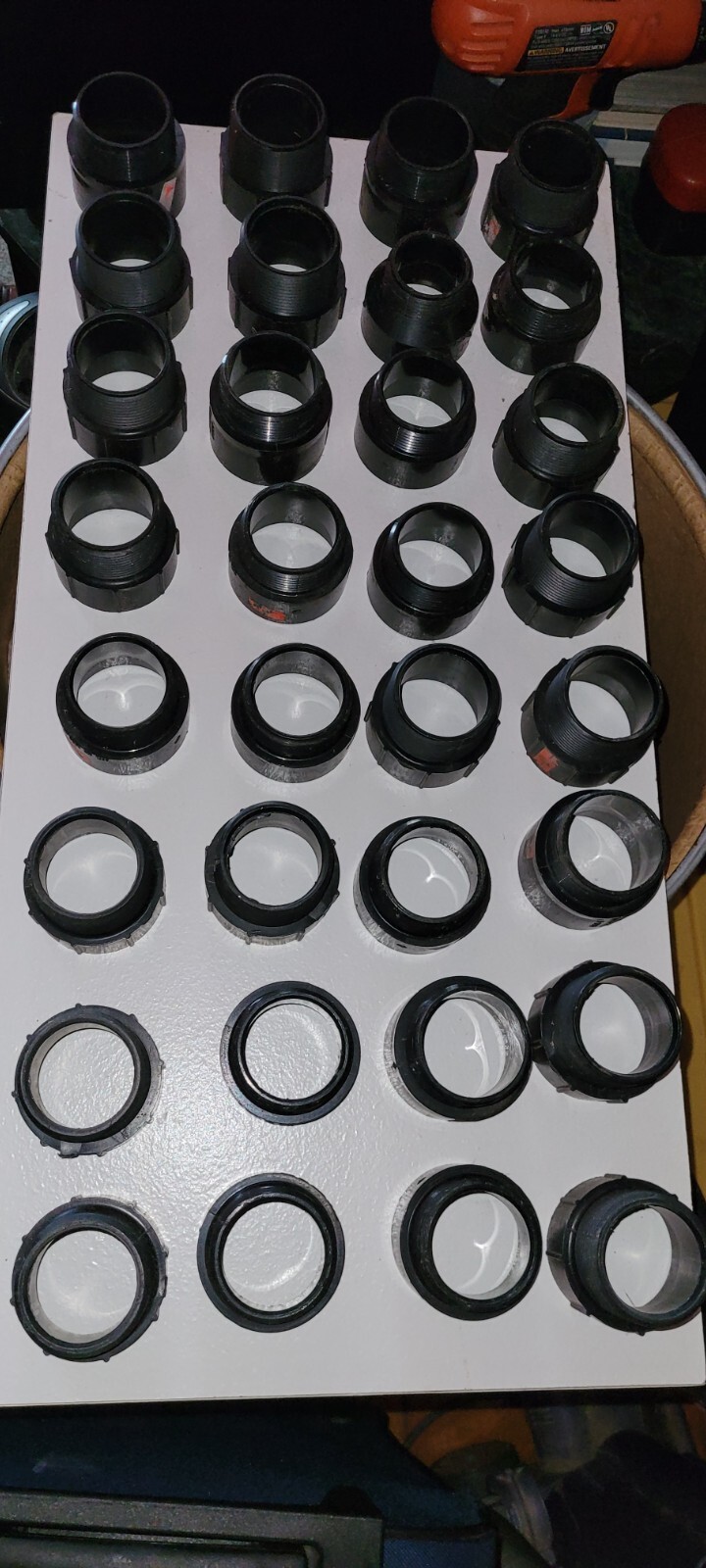 (LOT OF 32) NIBCO & OTHERS 5804 NOS ABS 1-1/2" HUB SLIP X 1-1/4" MALE NSF-DWV