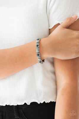 Paparazzi: Metro Marvelous - Black Bracelet