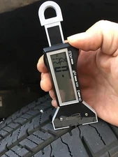 iGAGING Tire Tread Depth Gauge that measures in standard 32nds