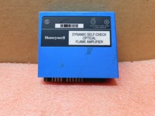 HONEYWELL Dynamic Self-Check Optical Flame Amplifier -- R7851 C 1008