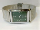 VINTAGE SEIKO SLIM QUARTZ GREEN DIAL JAPAN MEN'S WORKING DRESS WATCH