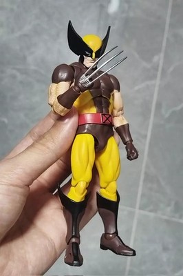 CT Toys MAFEX No.138 X-MEN Wolverine Brown Suit COMIC Ver Action