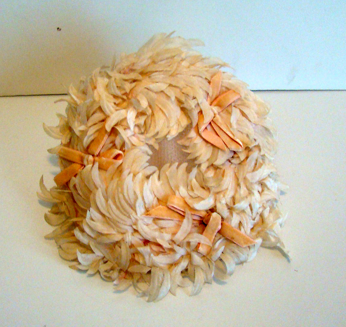 1950s Vintage HATTIE CARNEGIE Pale Peach Feather/Velvet Flower Hat Chapeau image 2