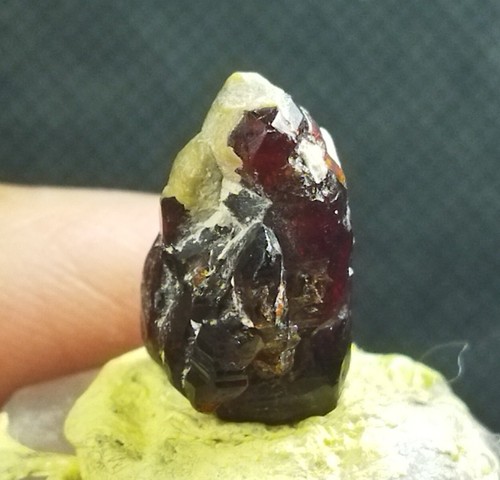 10.80Cts Chondrodite-Rare Chondrodite Crystal Mineral Specimen from Afghanistan - Picture 8 of 14