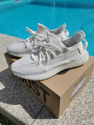 Size 10(USA)/44(EU) - adidas Yeezy Boost 350 V2 Low Cream White / Triple White