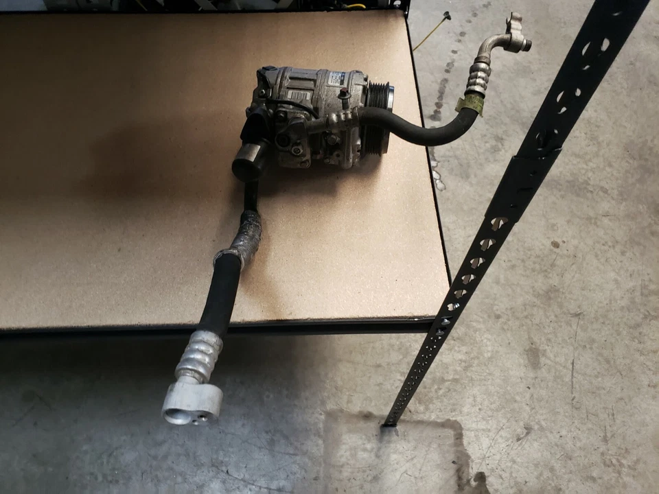 COMPRESOR AC MERCEDES-BENZ S500 S430 471-1466 DENSO CON EMBRAGUE Y MANGUERAS Foto 4 de 4