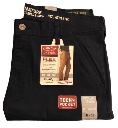Levi Signature Mens Flex Athletic Tech 