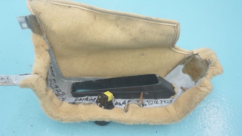 PORSCHE 928 S4 , LEFT SIDE CARPET PANEL COVER WITH HATCH RELEASE SWITCH - Picture 8 of 10